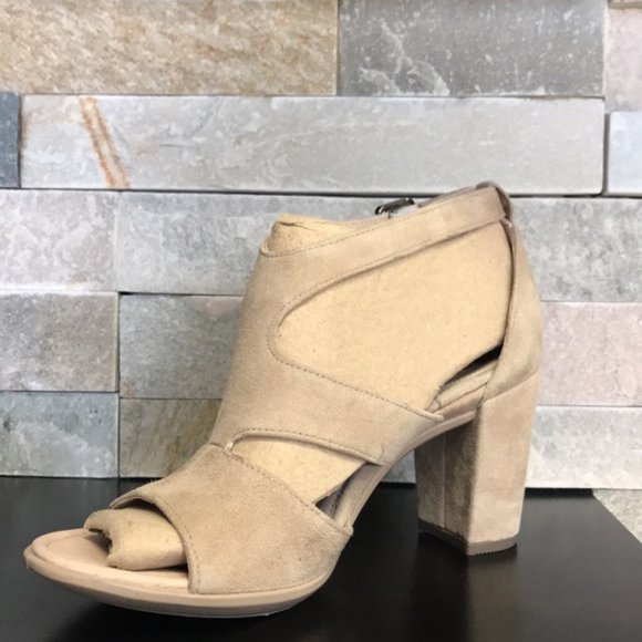 ECCO Women's Shape 65 Block Buckle Sandal Heeled - Picture 3 of 7